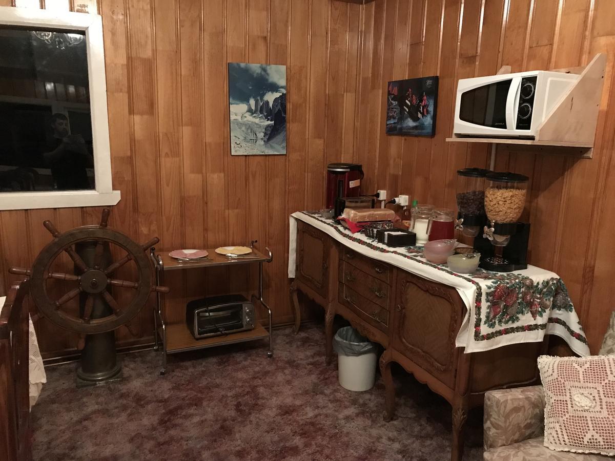 Antiguos Bed And Breakfast Puerto Natales Extérieur photo