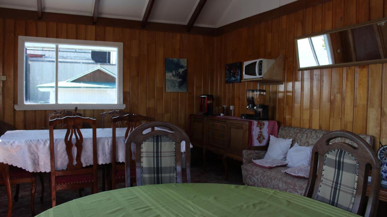 Antiguos Bed And Breakfast Puerto Natales Extérieur photo