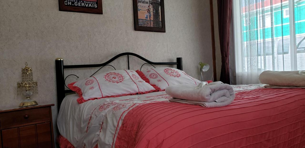 Antiguos Bed And Breakfast Puerto Natales Extérieur photo